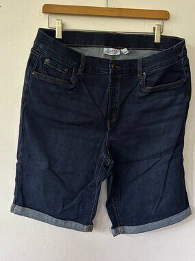 D&Co Bermuda Shorts Womens 16 Pull On Stretchy‎ Dark Wash Denim Modest Pockets